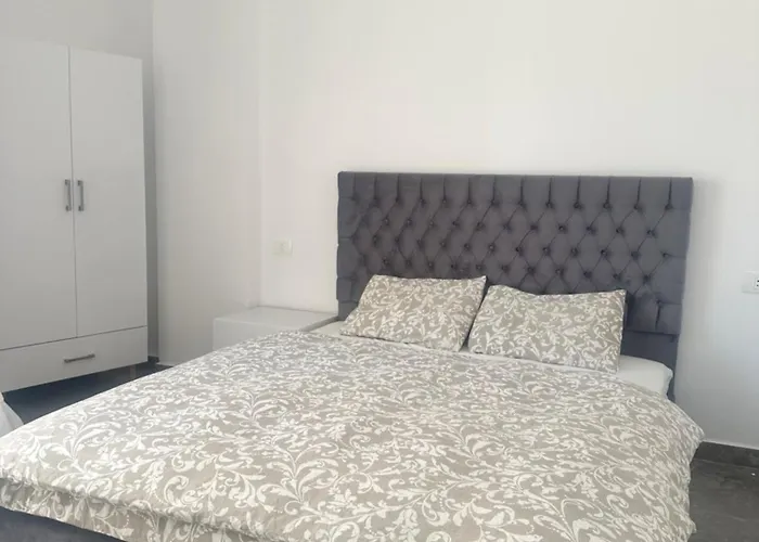 Aqua Infinity Apartman Gurdaka